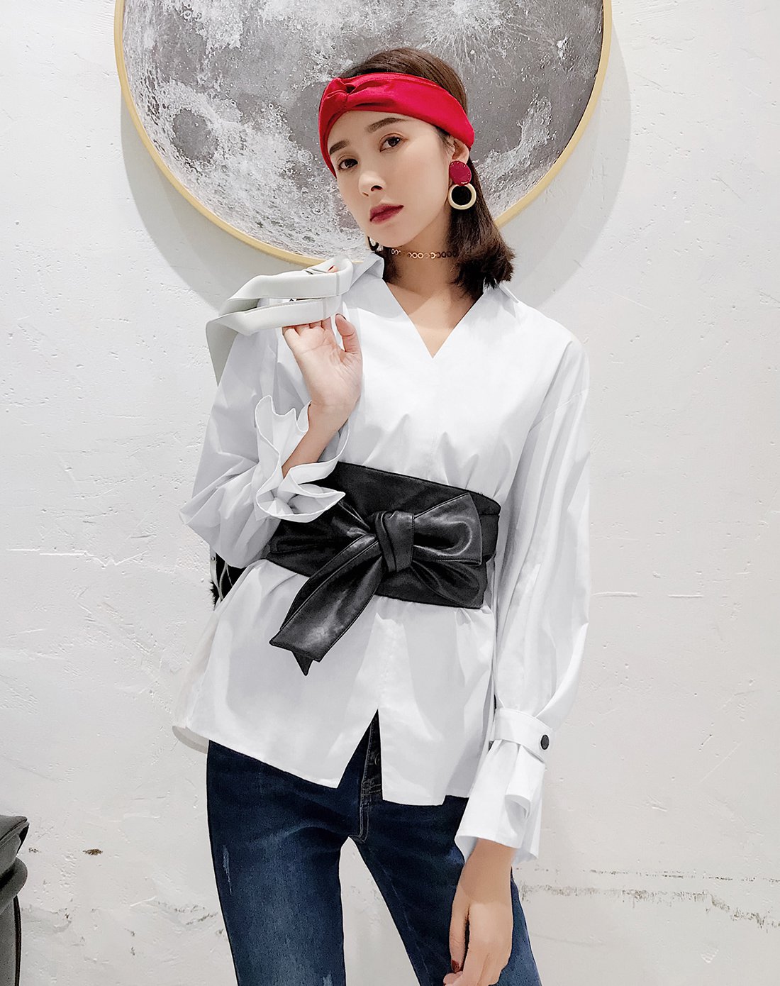 米莱达2018秋季新款时尚喇叭袖简约大气时尚喇叭袖口衬衣