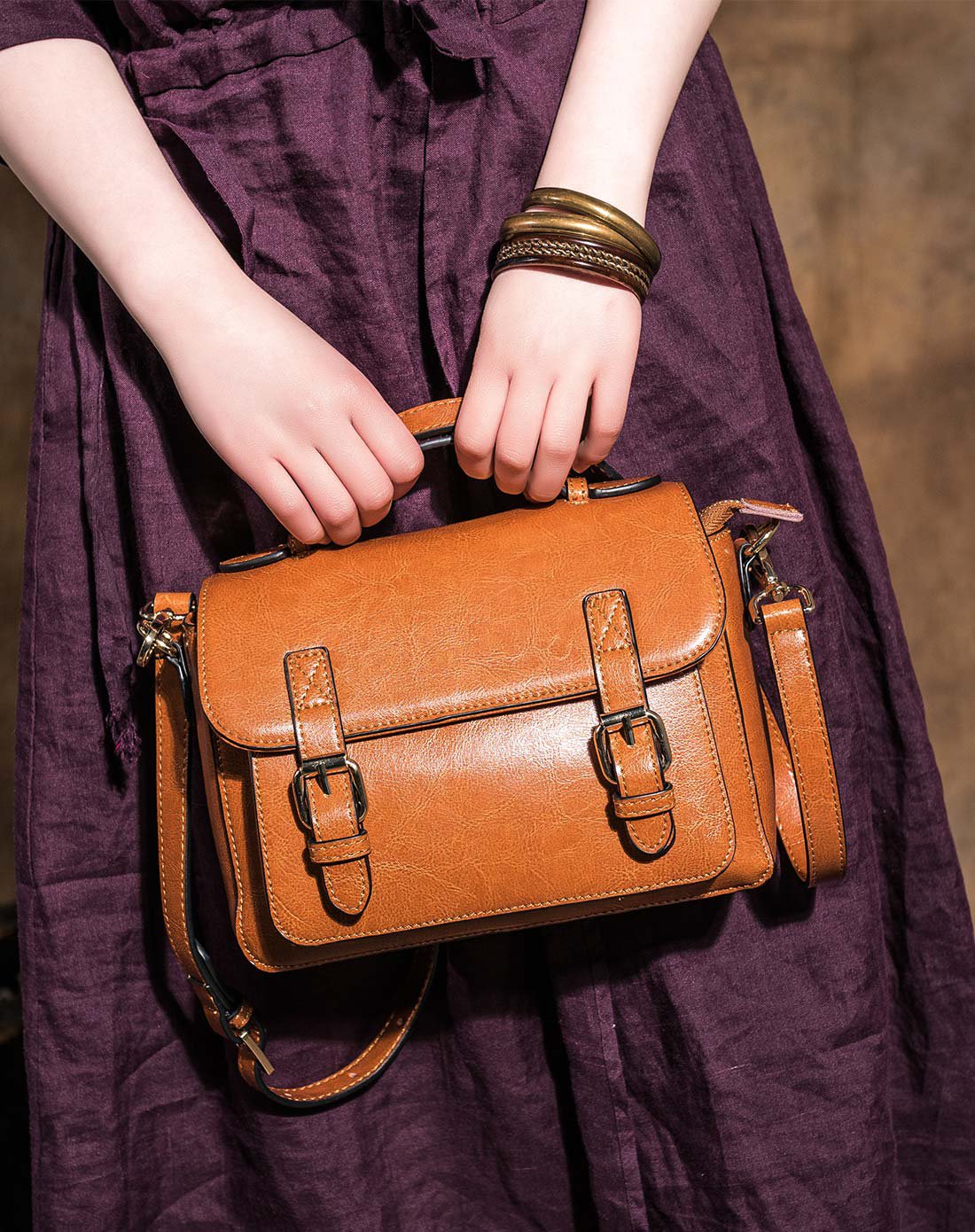 吐火罗2018新品文艺纯色复古百搭牛皮单肩斜挎包