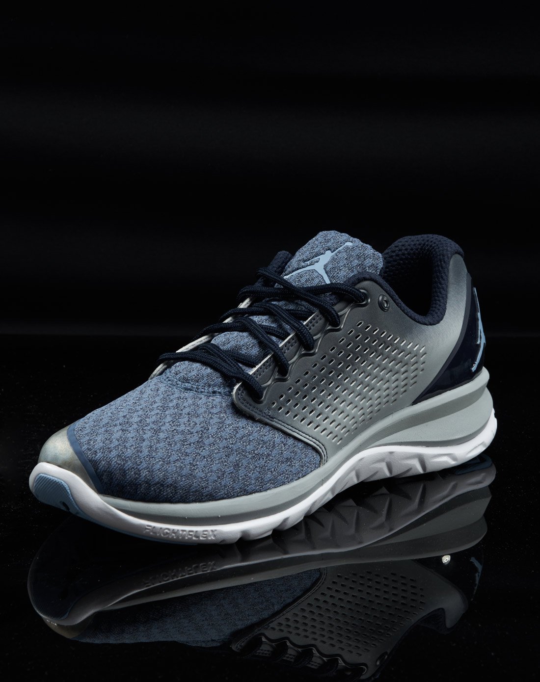 耐克nike jordan 男款蓝黑灰篮球鞋 篮球系列