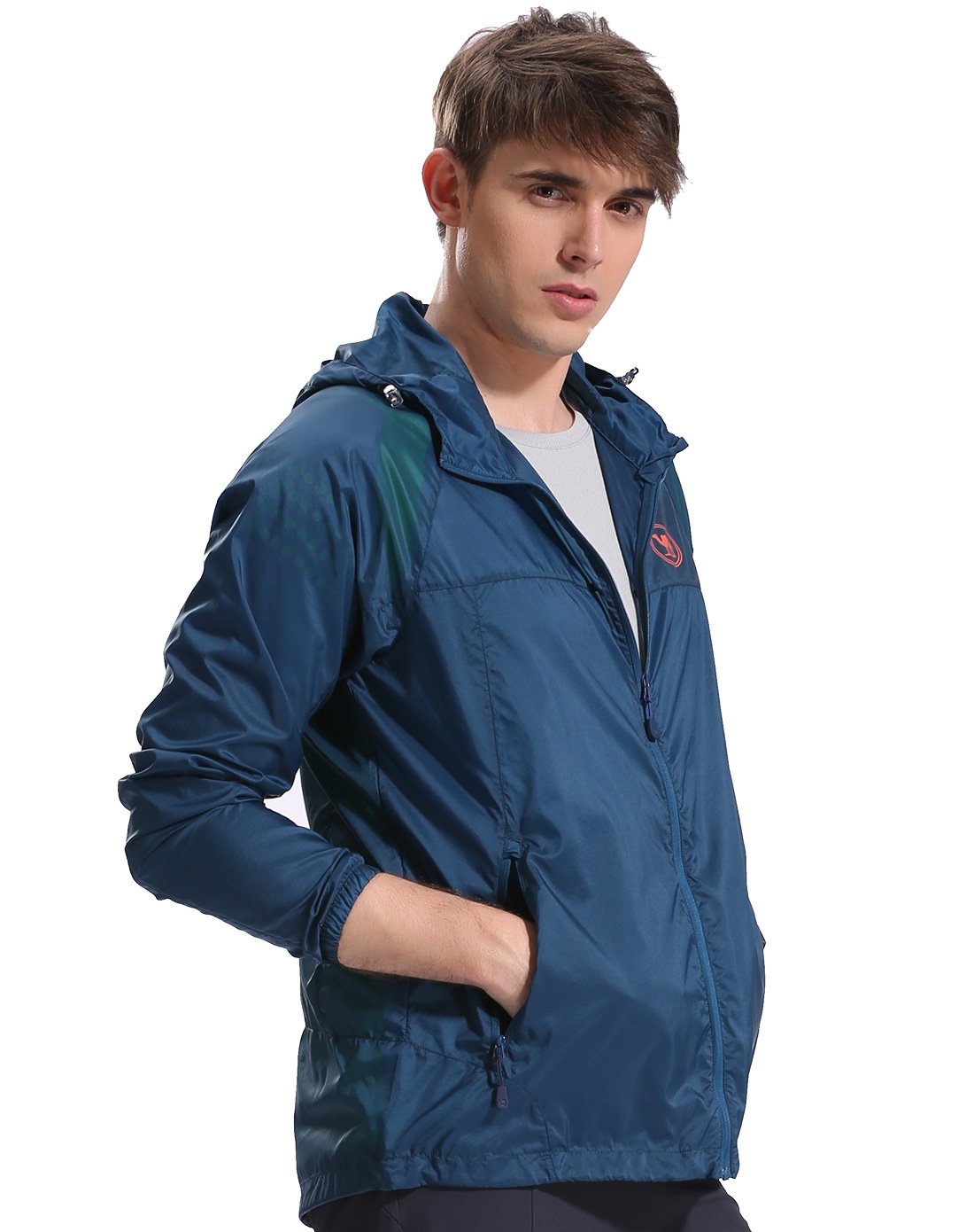 骆驼牌服饰特卖旗舰店骆驼牌轻薄速干 皮肤风衣 休闲外套 (含皮肤袋)