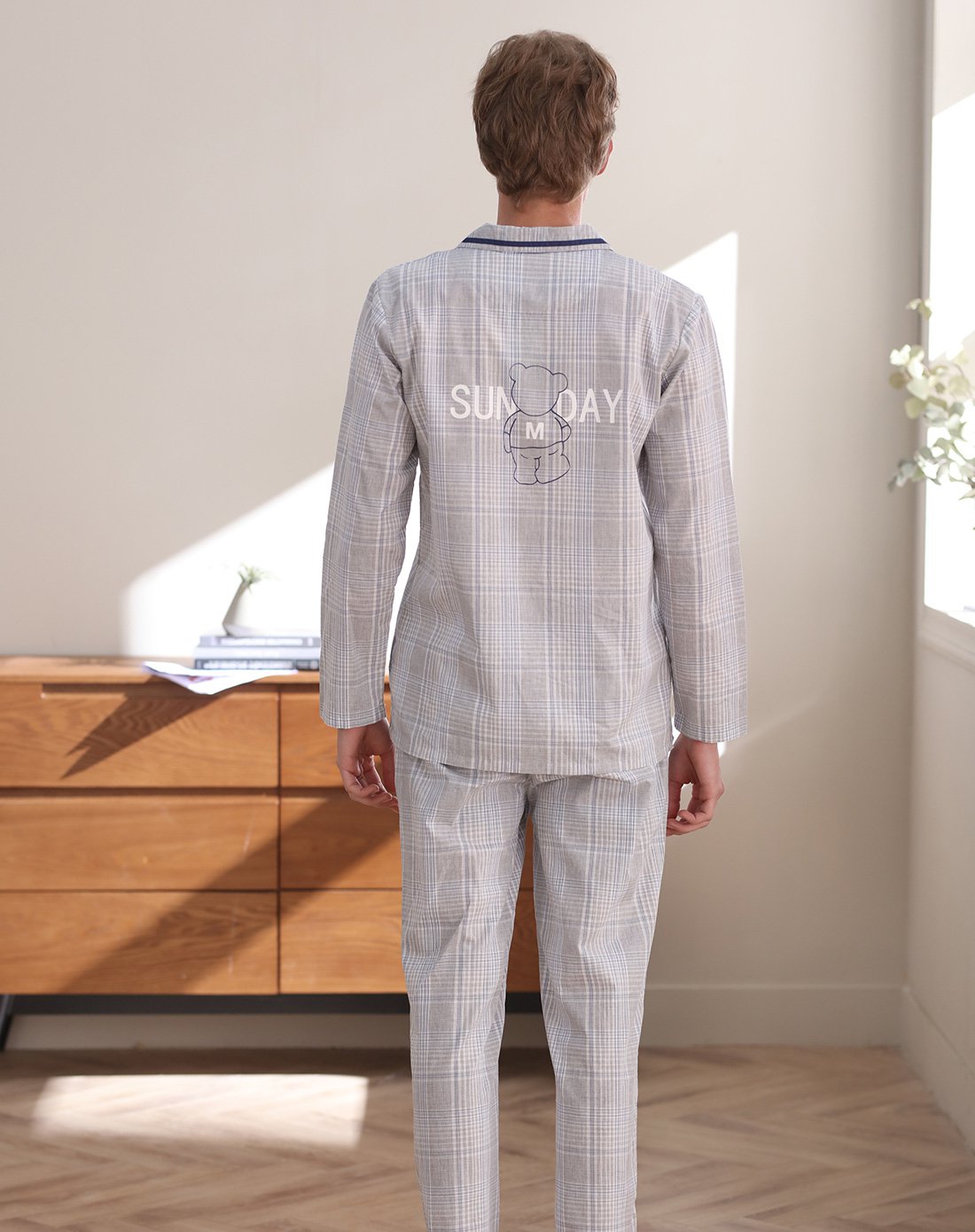 秋鹿2018春秋季新款长袖纯棉情侣睡衣男女梭织全棉开衫格子家居服套装