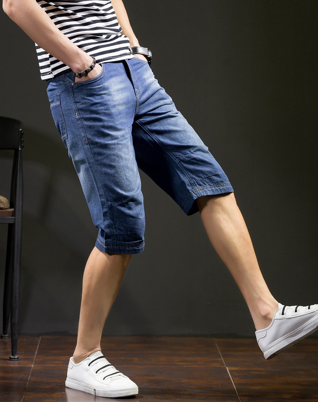 男牛仔水洗六分裤