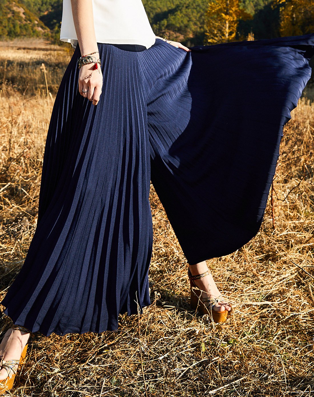 新款气质中腰宽松裙裤雪纺百褶阔腿休闲裤