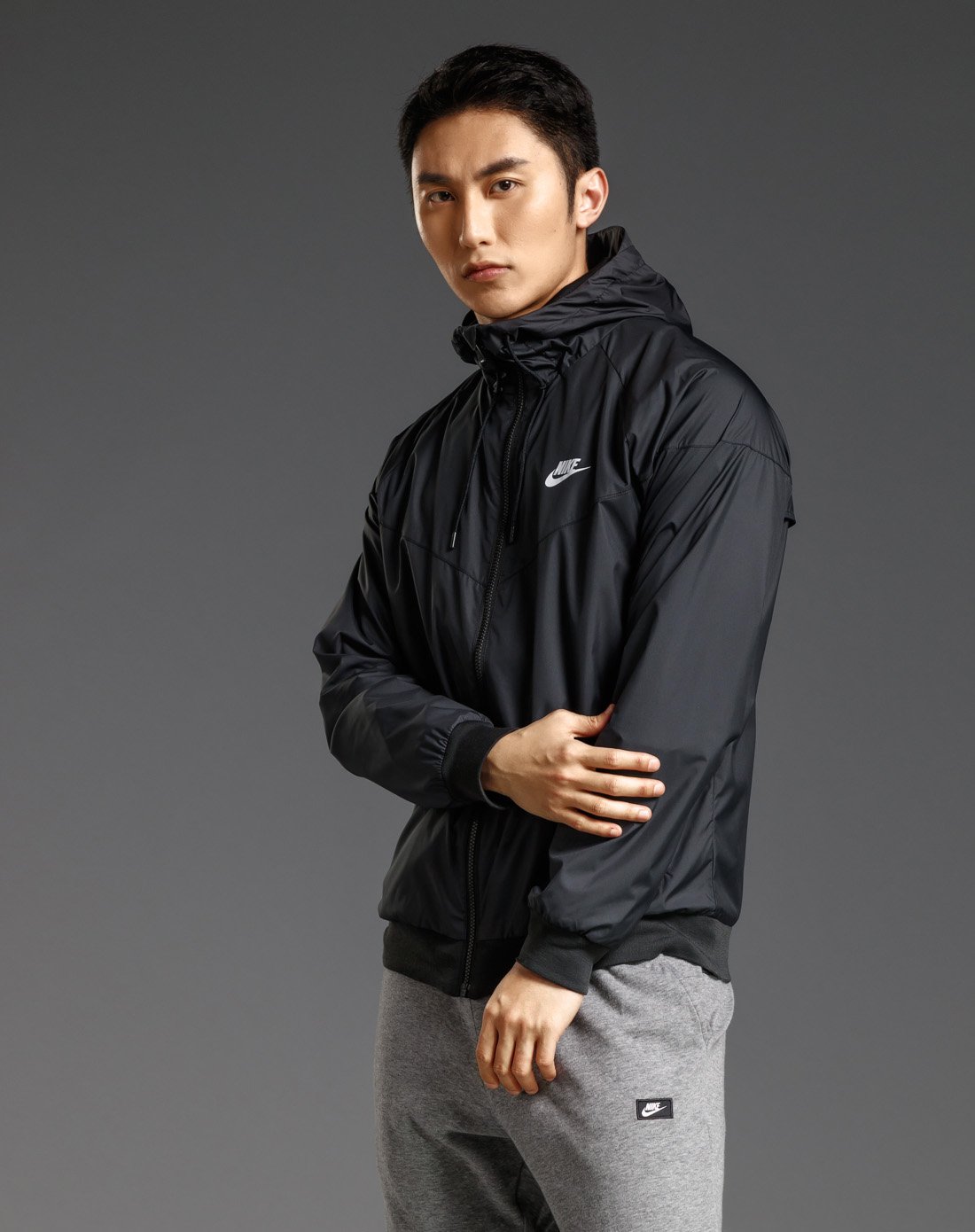 耐克nike 时尚舒适 男款黑色运动夹克外套