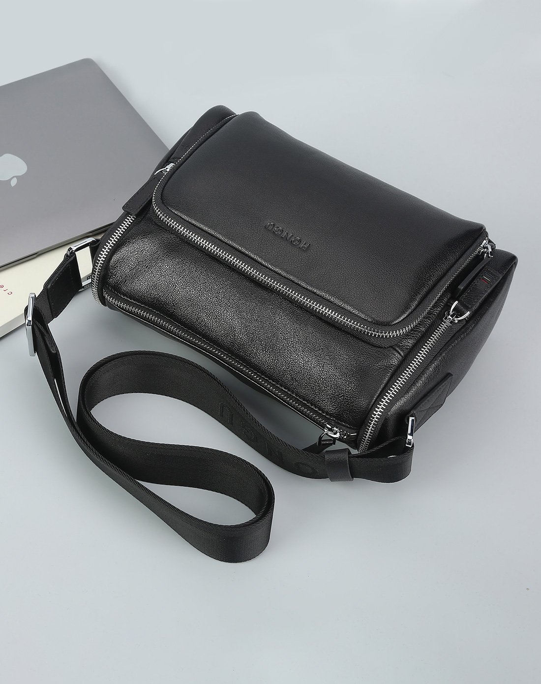 2018新款 红谷男包斜挎包时尚简约真皮男士斜挎包商务休闲单肩斜挎包