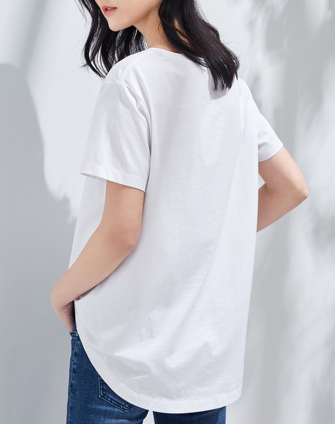 2018年夏季新款舒适圆领纯色百搭t恤女随性落肩袖个性前短后长短袖