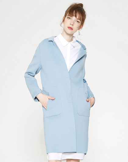 女装工装风简约翻领空气层中长款风衣外套