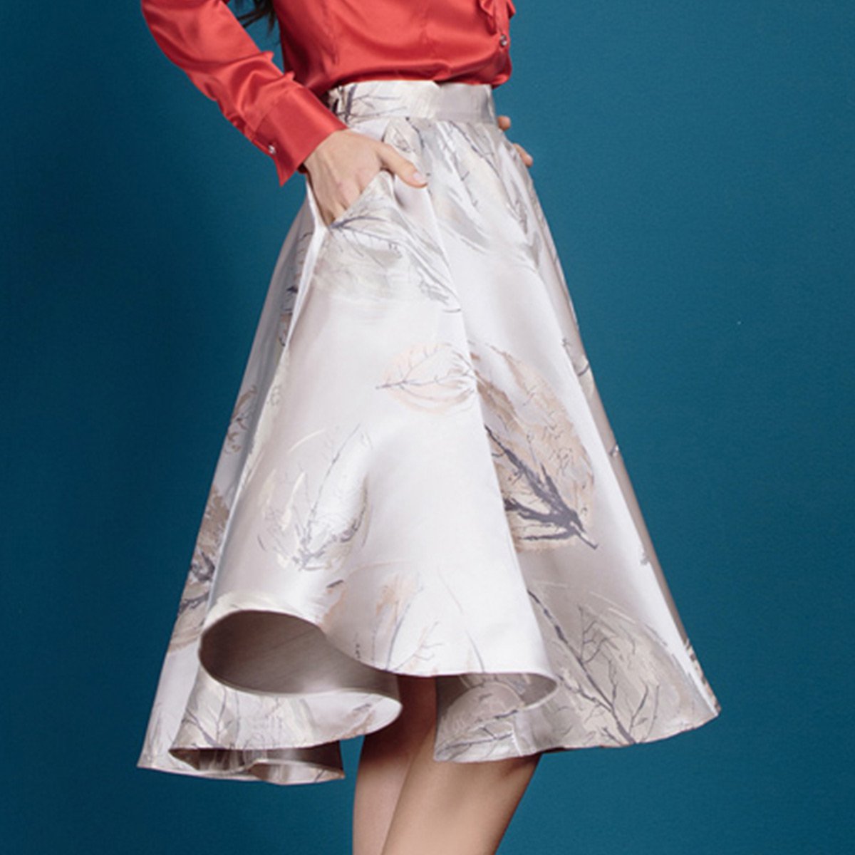 voa维欧艾丝绸色织提花蚕桑丝中腰中款印花真丝半身裙