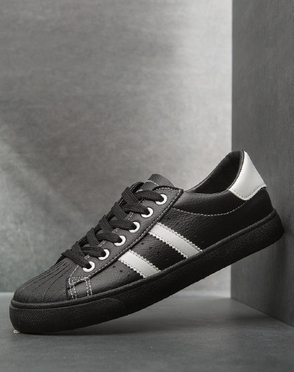 运动休闲 女款 双斜杠简约板鞋