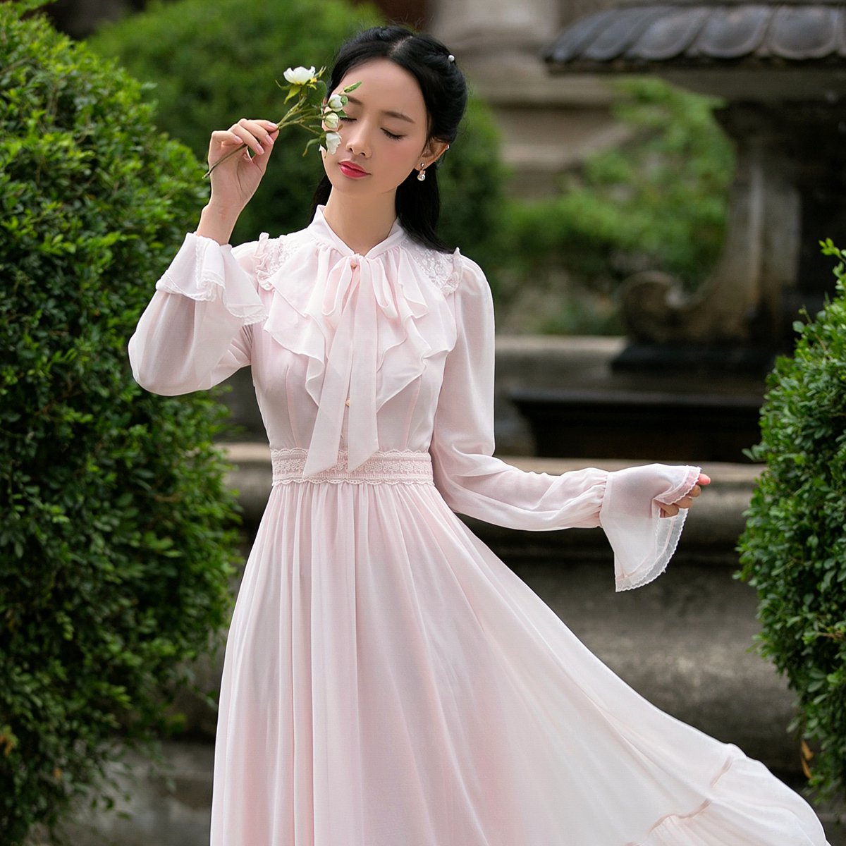 筱姿春季新款女装复古雪纺气质连衣裙长袖蕾丝蝴蝶结裙子