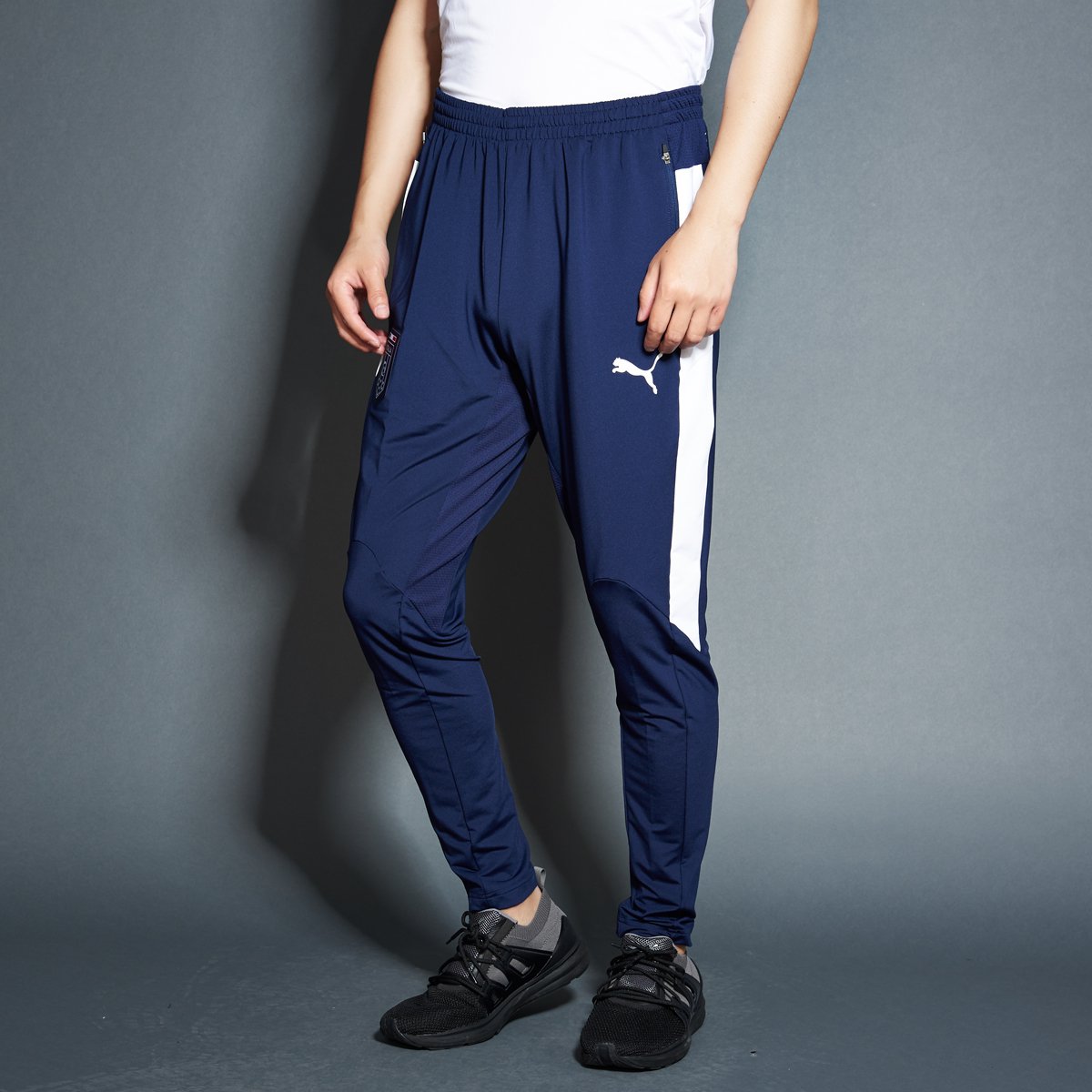 彪马puma 意大利 男款深蓝色运动长裤 足球系列