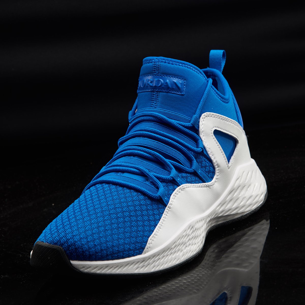 耐克nike air jordan formula 23 男款回弹缓震篮球鞋 aj23