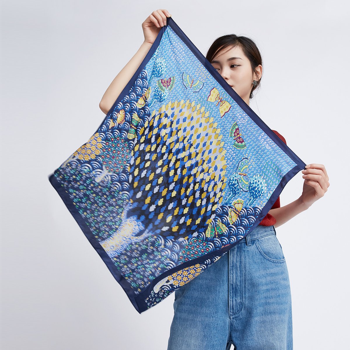 舒适柔滑桑蚕丝方巾