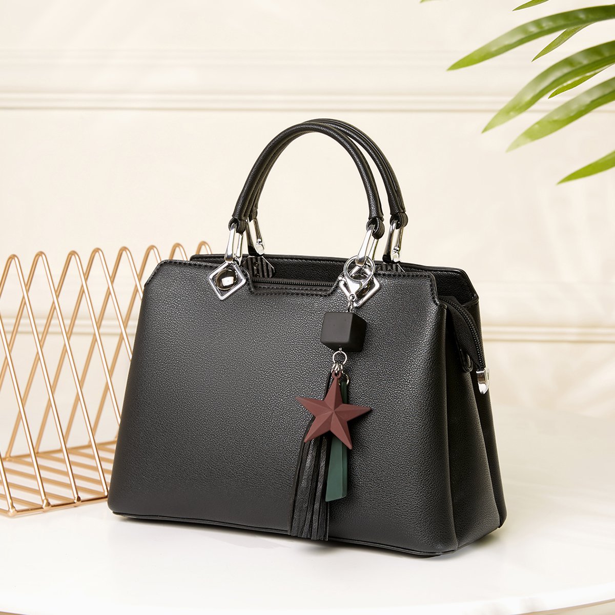 意尔康2018秋季新款女士手提包