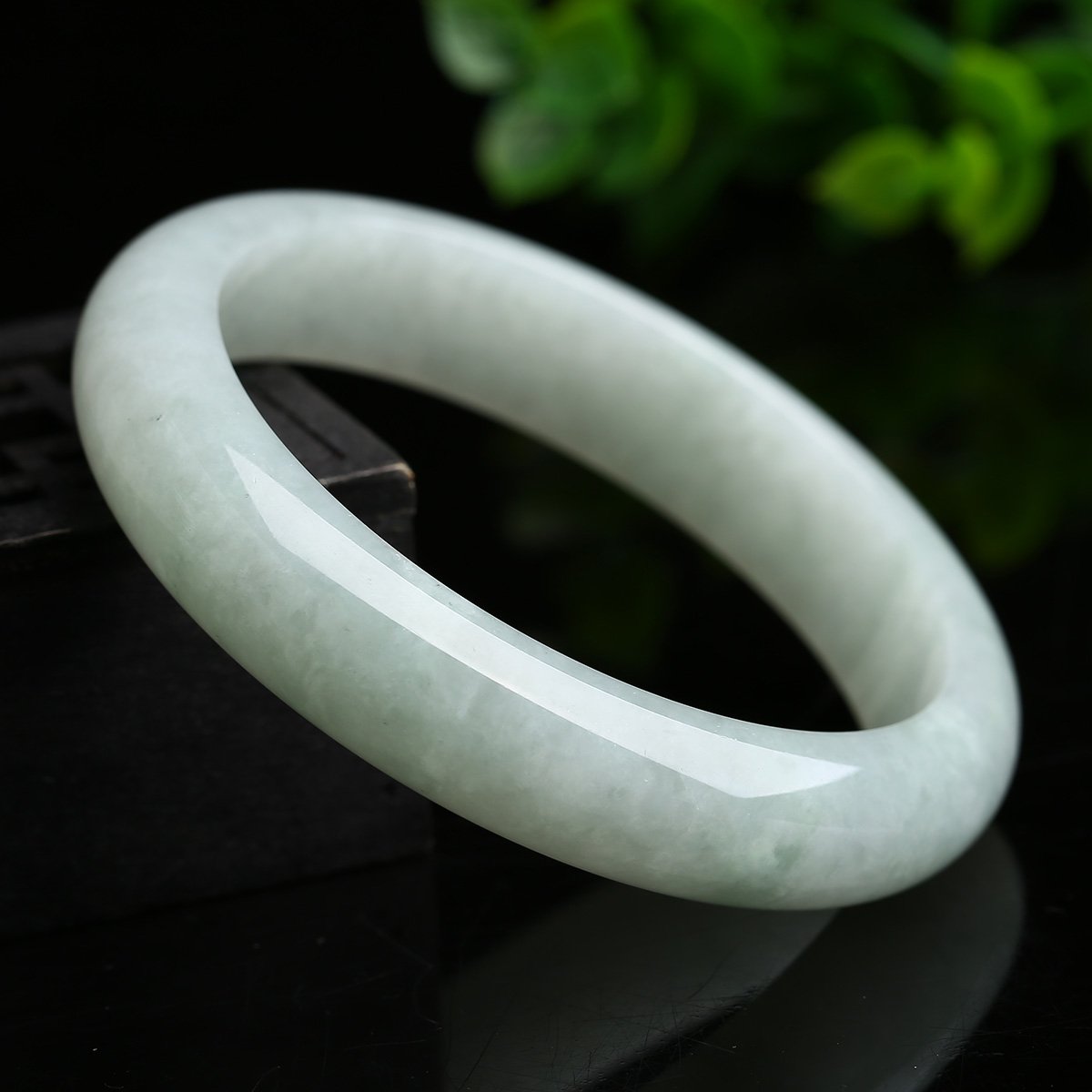 tamina 天然翡翠水润细腻冰豆种翡翠手镯/玉手镯/玉石手镯/玉镯子