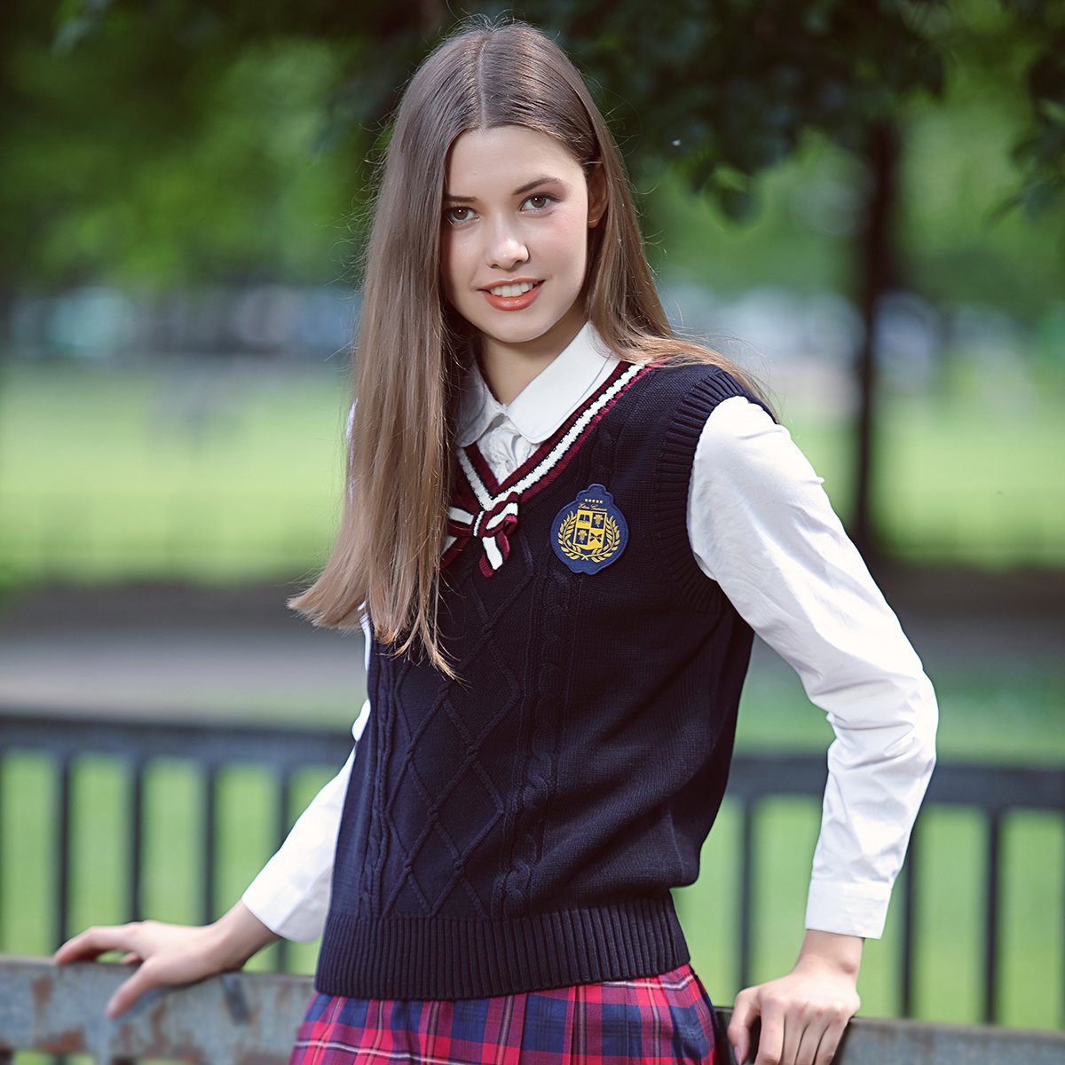 伊顿珍妮 英伦学院风少女装学生全棉短v领背心针织衫马甲毛衫