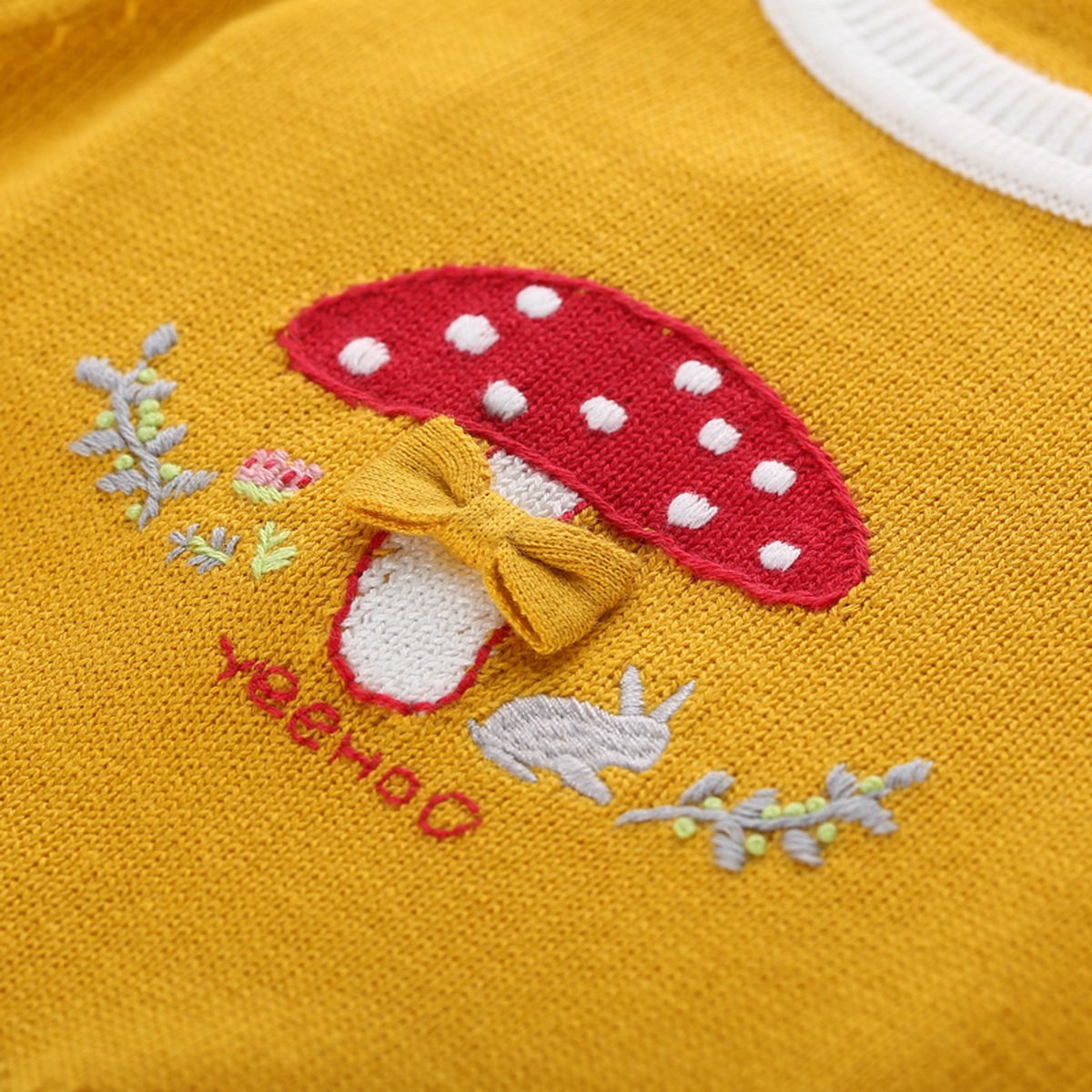 英氏秋冬女童圆领毛衣 可爱小蘑菇 撞色拼接