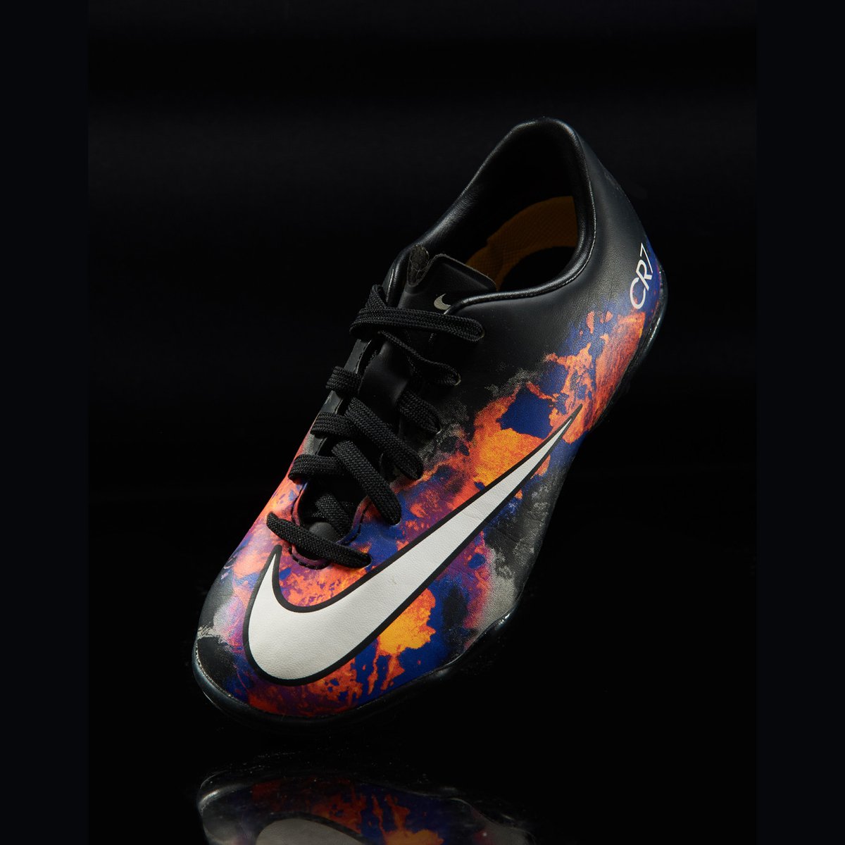 耐克nike 刺客cr7 c罗tf碎钉 中性小童黑/白/深红足球鞋 足球系列