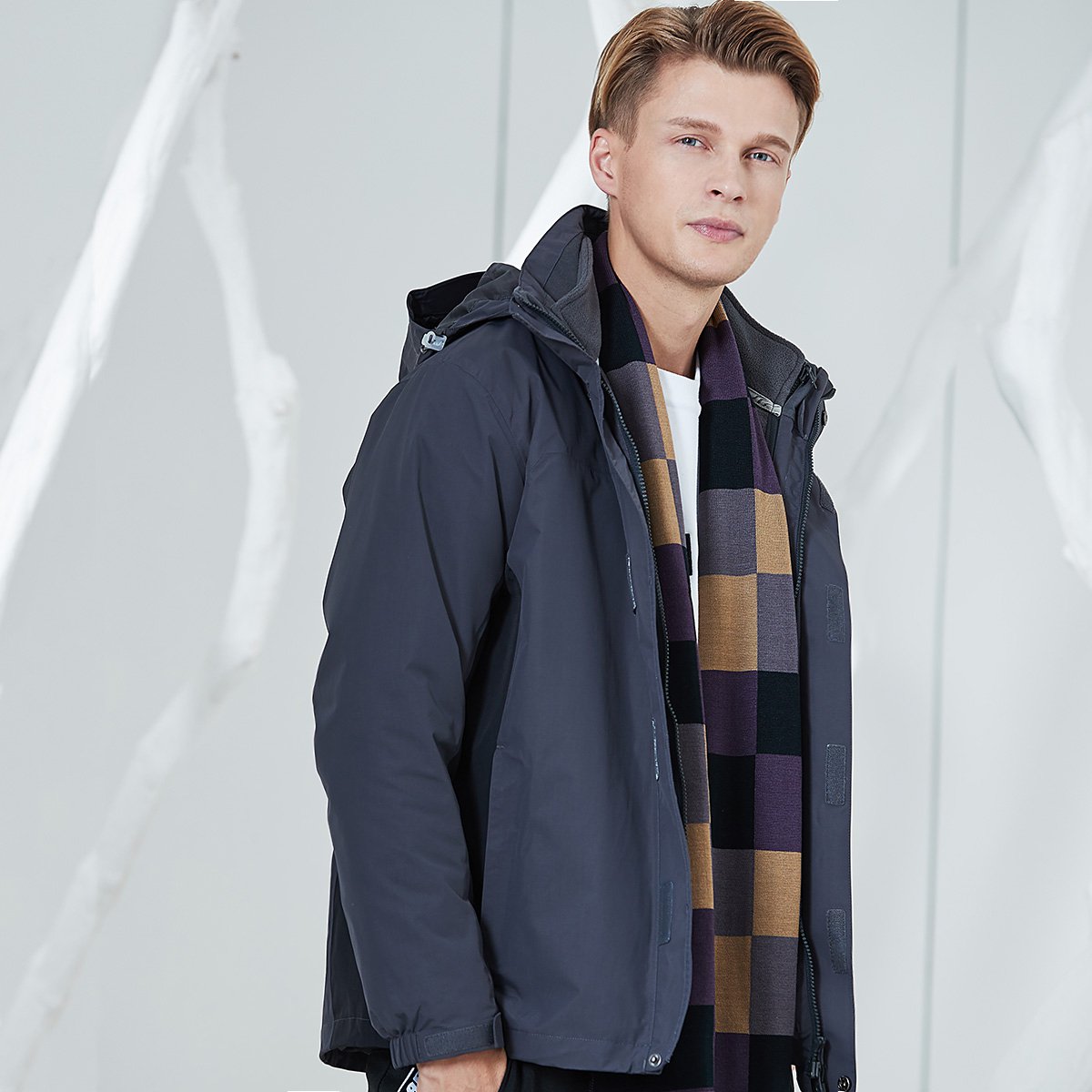 骆驼牌2018秋冬新品 三合一 男款冲锋衣 时尚两件套 可拆卸抓绒内胆