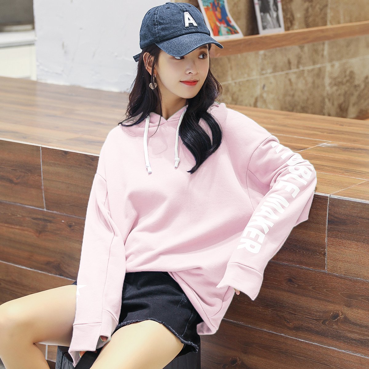 宽松韩范2018新款纯色字母休闲流行大码小清新个性文艺风女生连帽套头