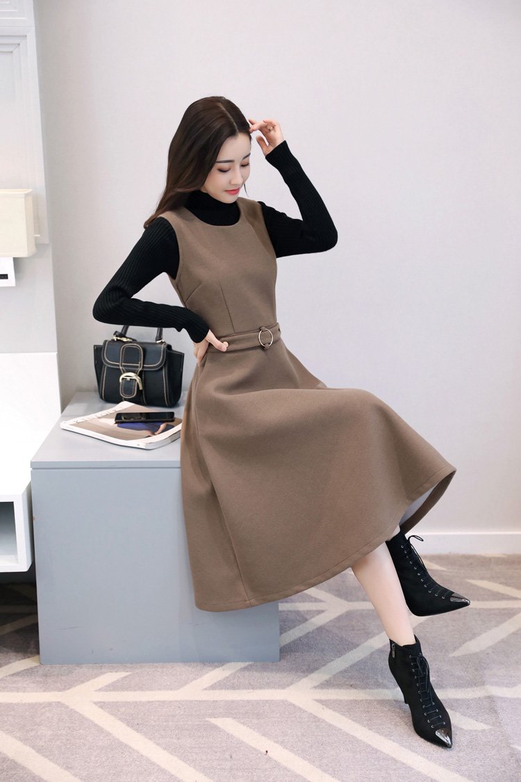 【2018秋装新款】女士时尚韩版纯色圆领长袖修身套头毛衣搭纯色圆领