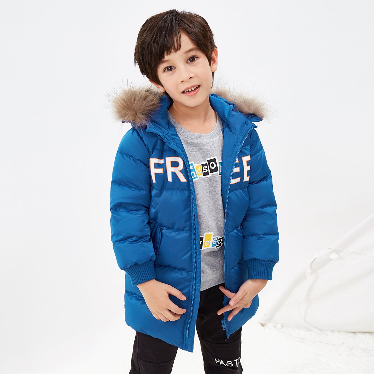 以纯线上品牌童装宽松连帽中长款羽绒服男童羽绒服男童秋冬中大童中长