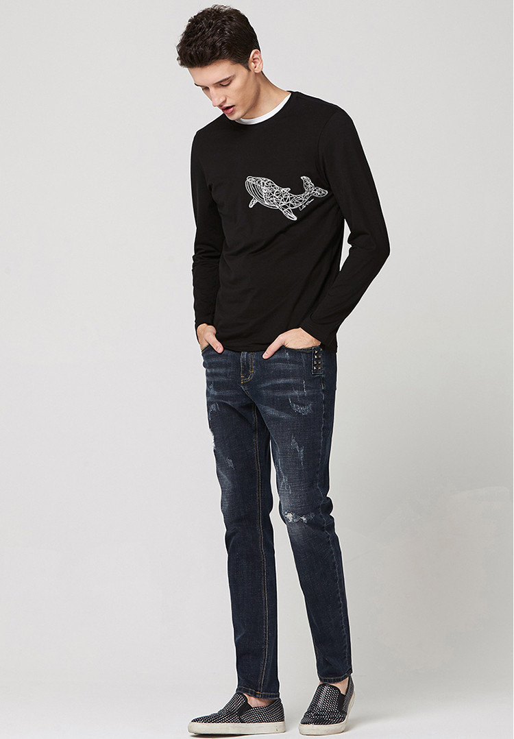 elle homme男装专场 长袖t恤男2018秋冬新款时尚个性鲸鱼绣花潮流圆领