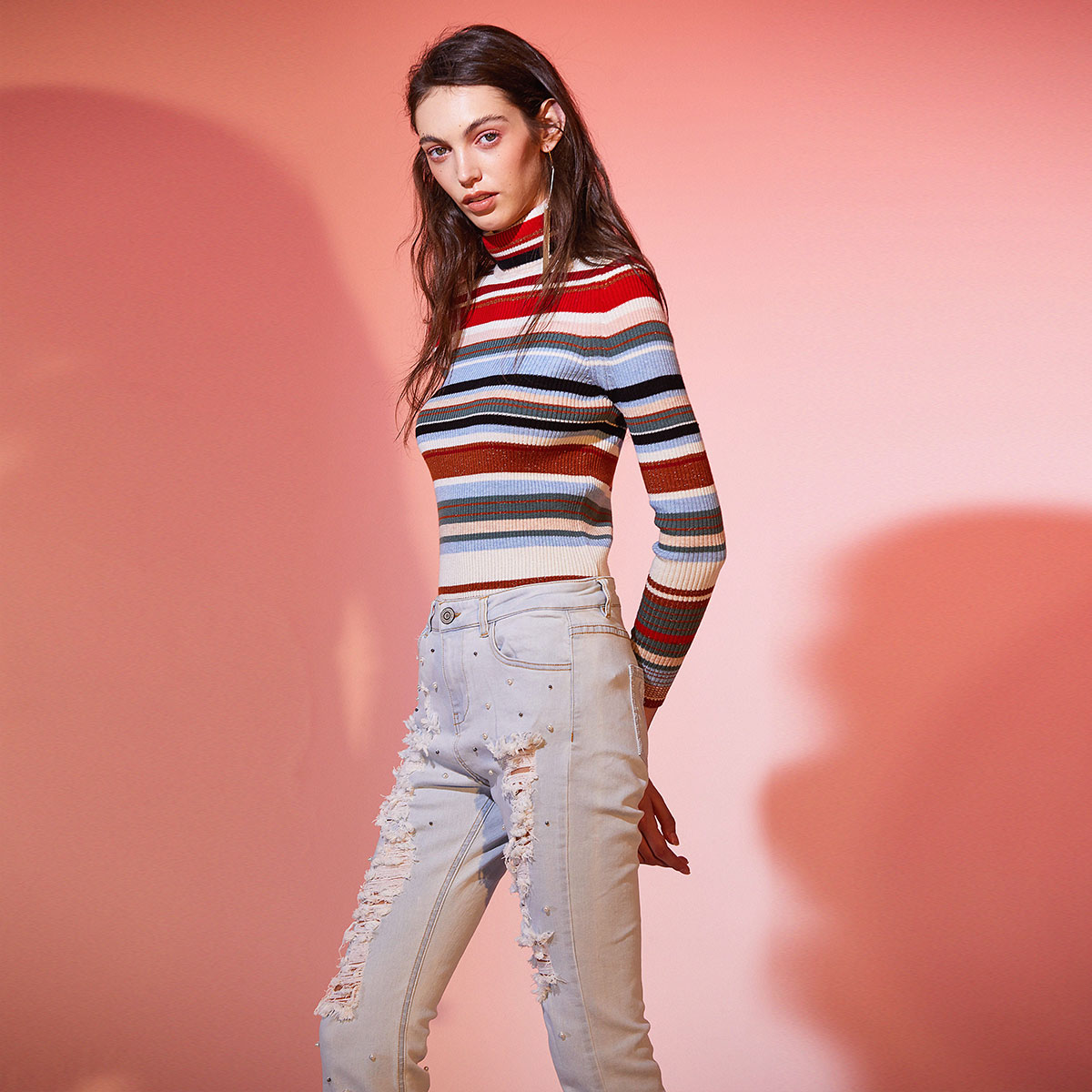 chichy品牌时尚彩虹风潮高领条纹针织衫