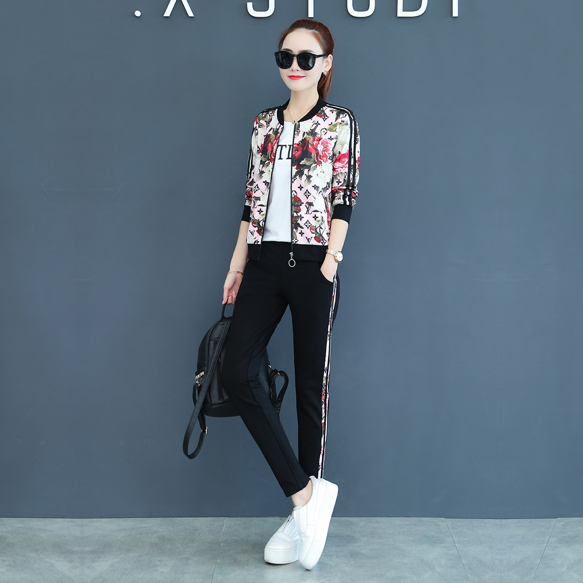 秋上新 女款运动长袖套装 花朵印花