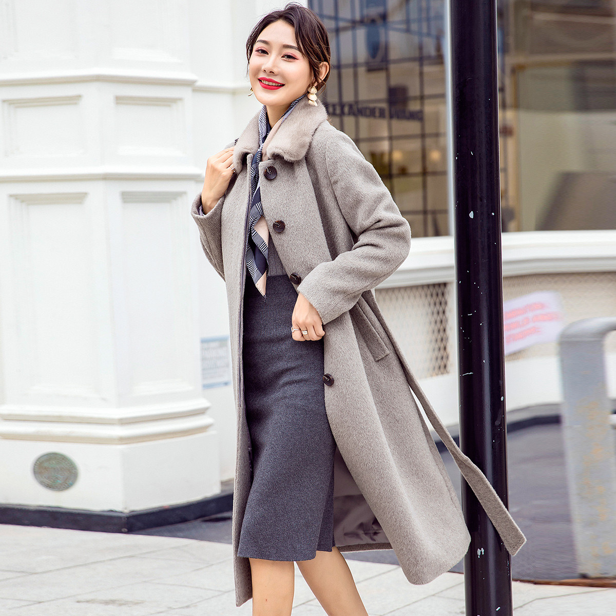 贝贝羊驼毛呢大衣水貂毛女装优雅舒适柔软宽松中长款羊毛女式大衣