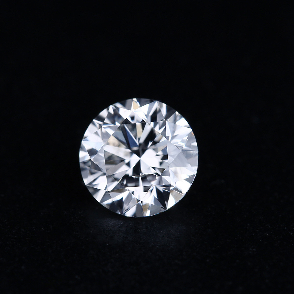 喜钻 送18k金戒托 70分裸钻 /钻石女戒/钻戒