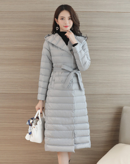 1198 丝柏舍纯色连帽修身中长款羽绒服(配腰带)                 唯品