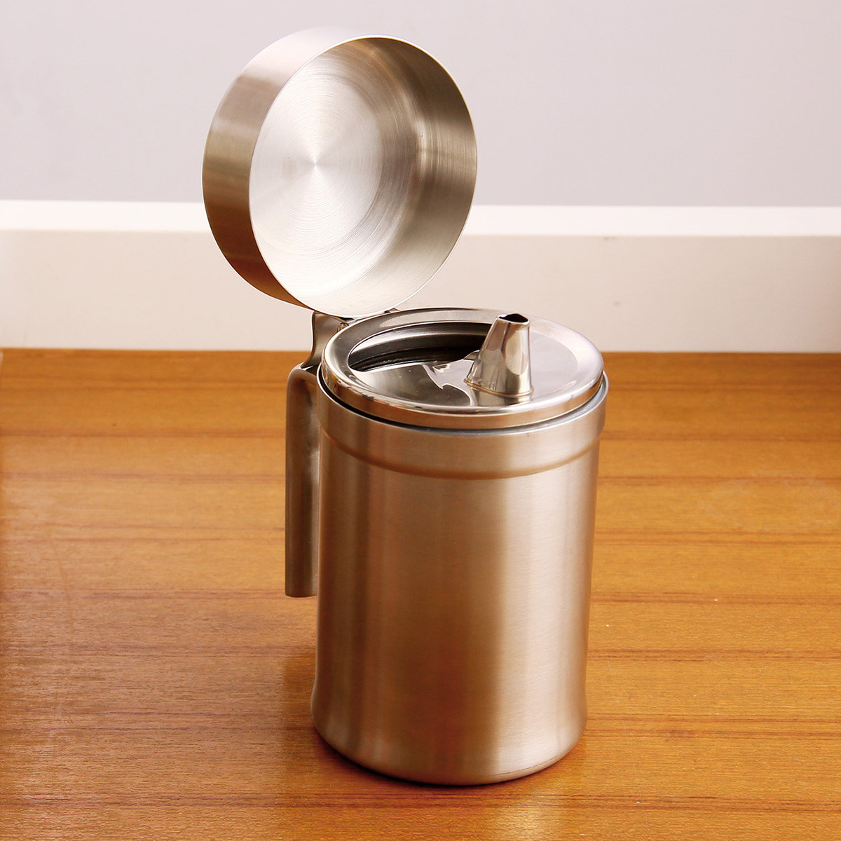 加厚款304不锈钢带盖油壶 厨房酱油壶油瓶油罐防漏油壶