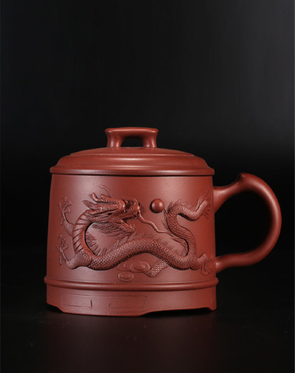 宜兴紫砂原矿紫泥腾龙荀梅英作品500cc紫砂杯