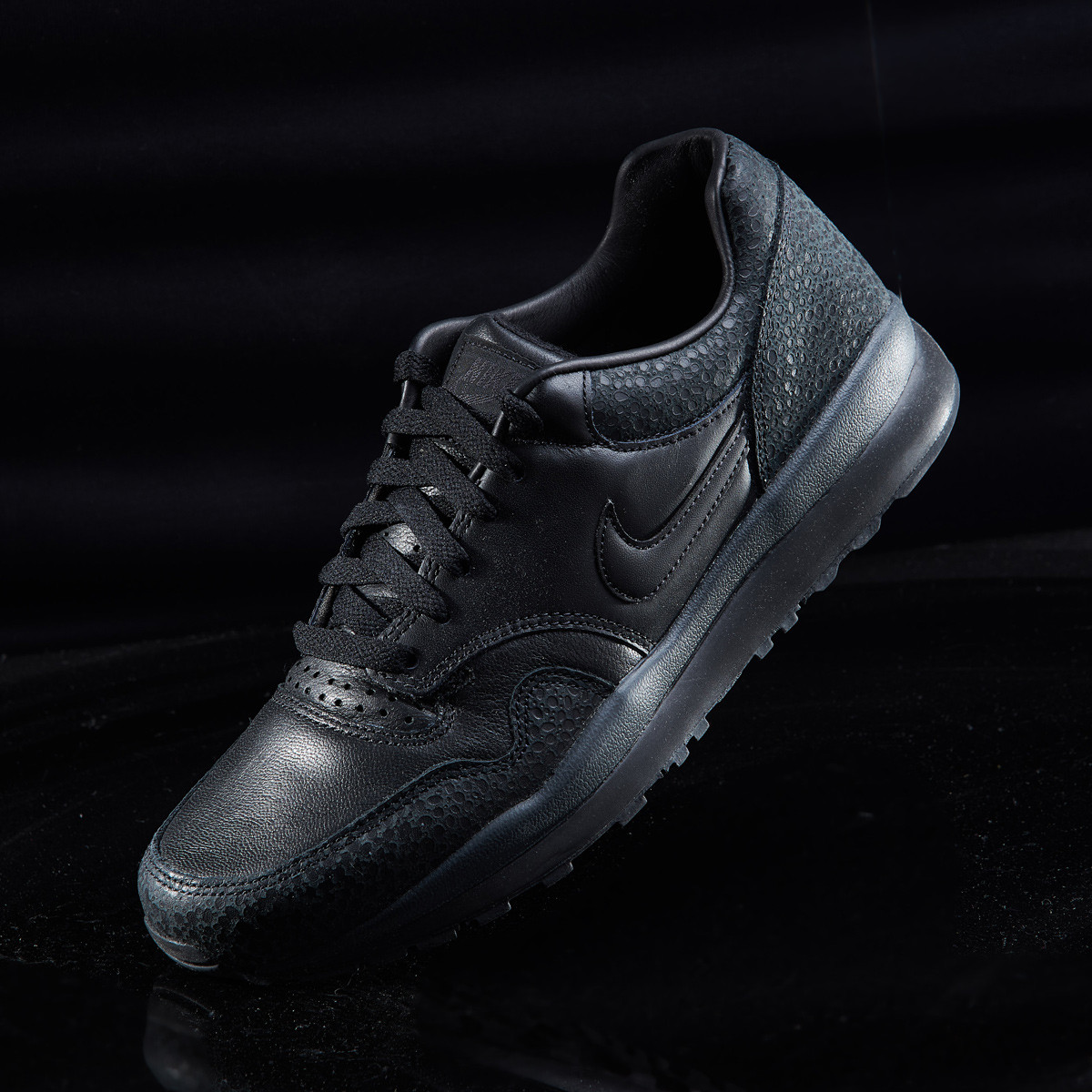 air safari 防滑舒适耐磨缓震跑步男鞋