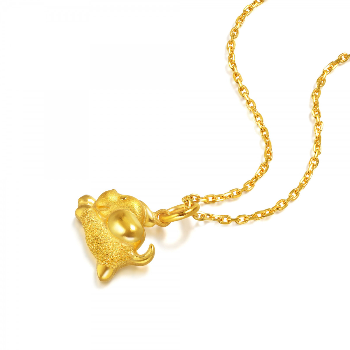 周生生黄金闪沙生肖吊坠狗