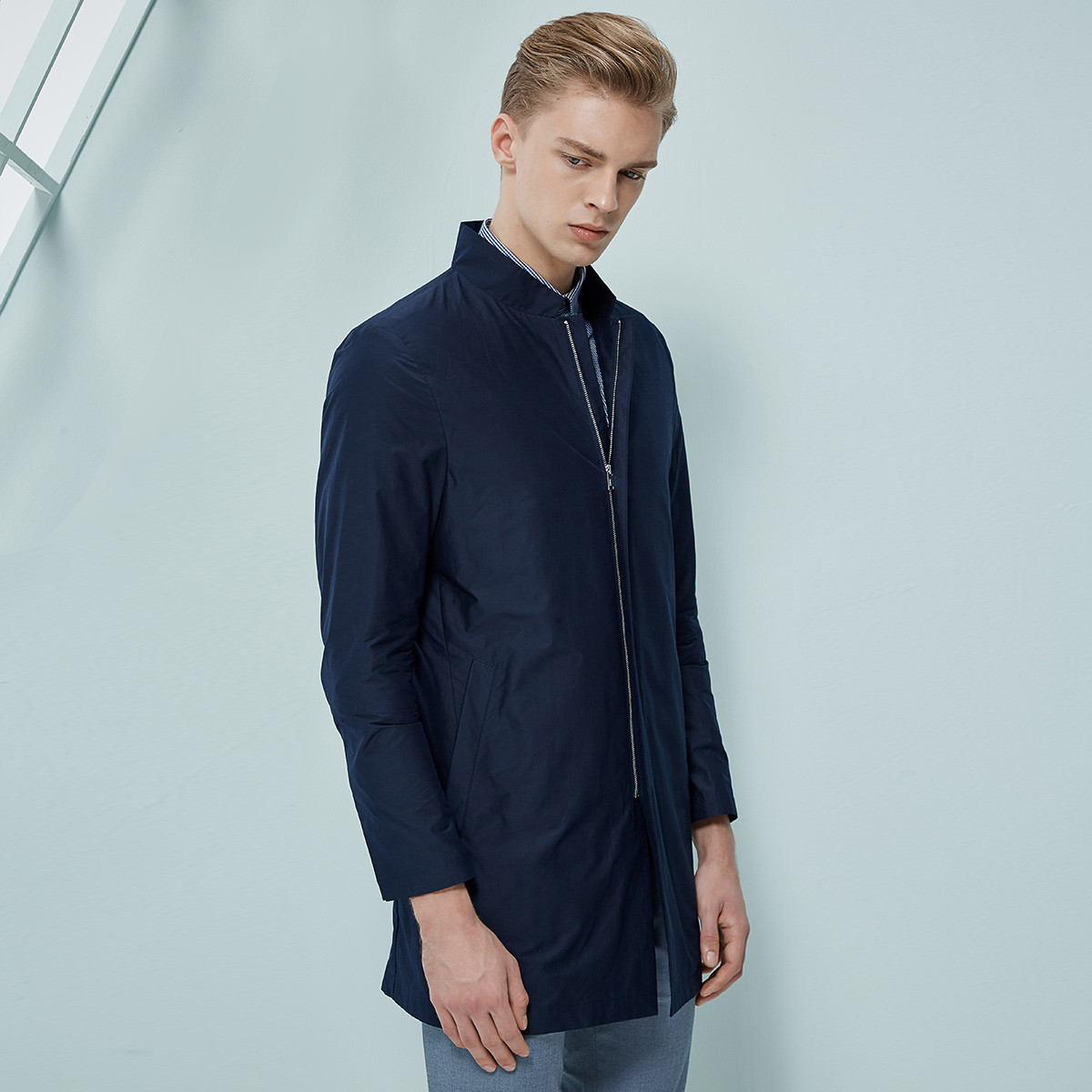 哈吉斯hazzys 秋季新款风衣时尚男外套立领拉链风衣