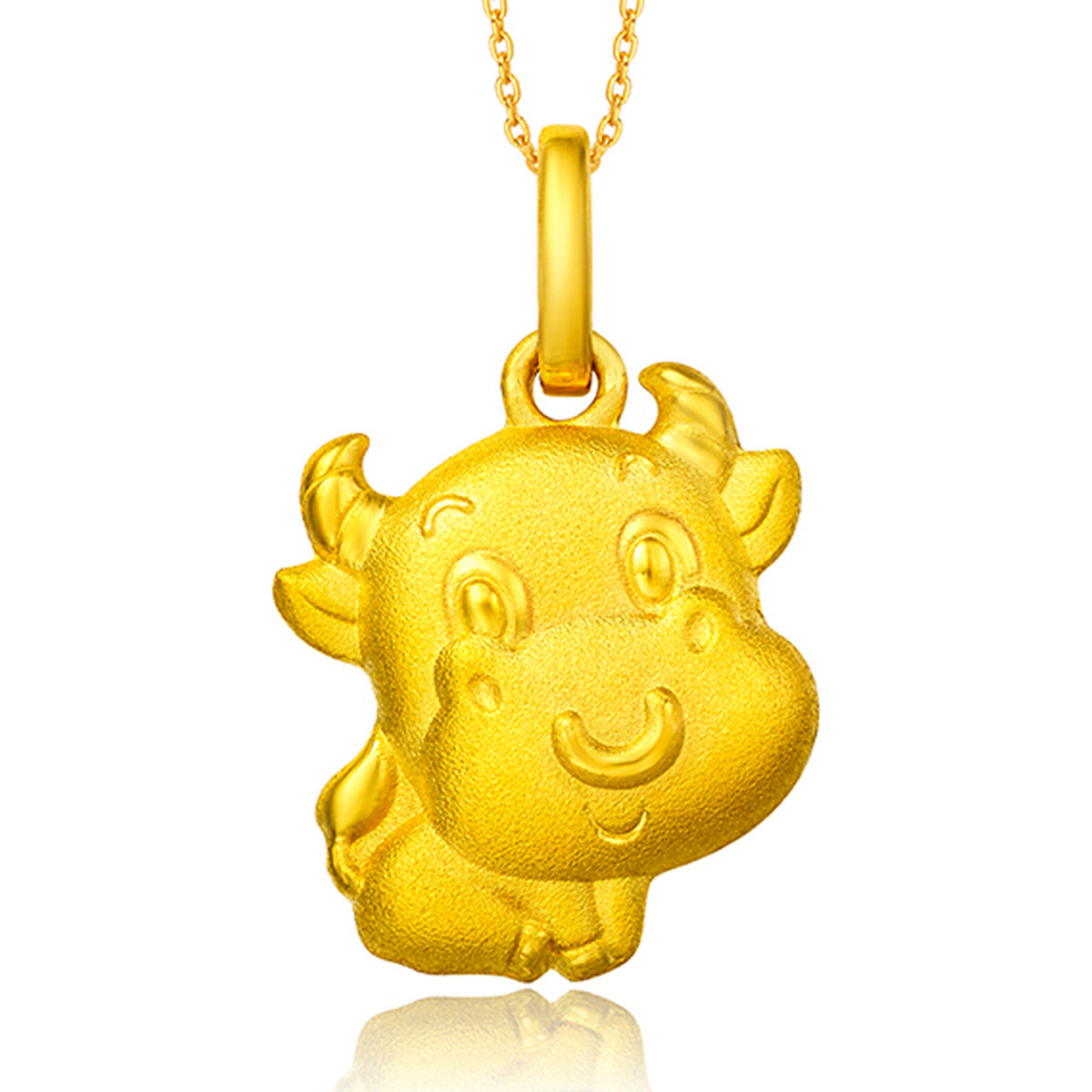 周大福【旗舰店】q版十二生肖牛勤恳牛足金黄金吊坠/男女款