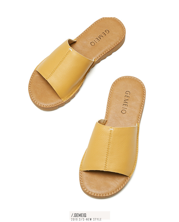 真皮夏季新品白底平底凉拖女拖鞋女士凉拖鞋外穿时尚