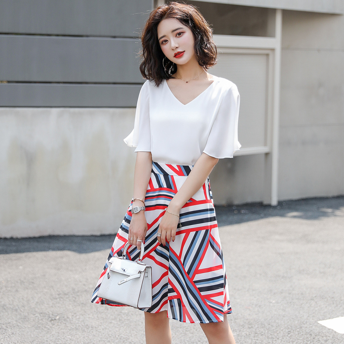 2019夏装新款 撞色条纹a字裙雪纺高腰休闲中裙 女士半身裙