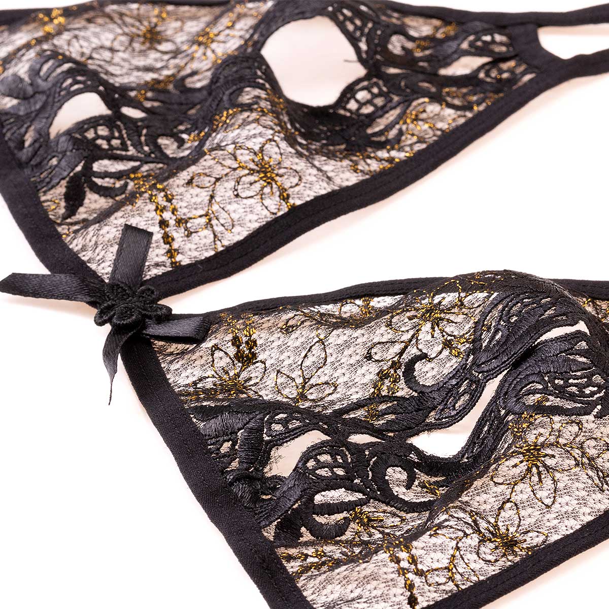 诱侬性感诱惑镂空精致蕾丝挂脖性感情趣内衣丁字裤文胸套装