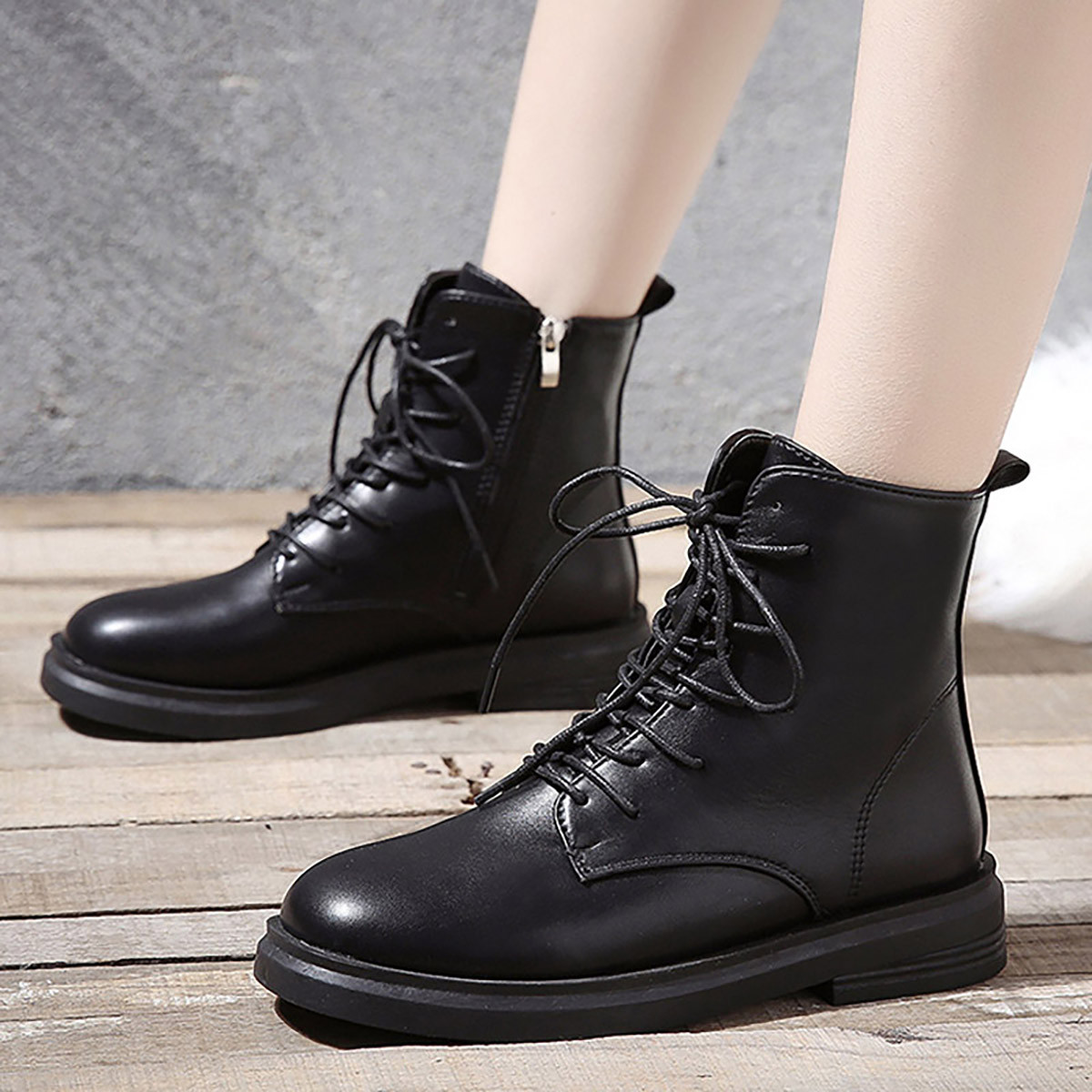 2019秋冬新款黑色马丁靴女英伦风百搭网红单靴加绒学生粗跟短靴子