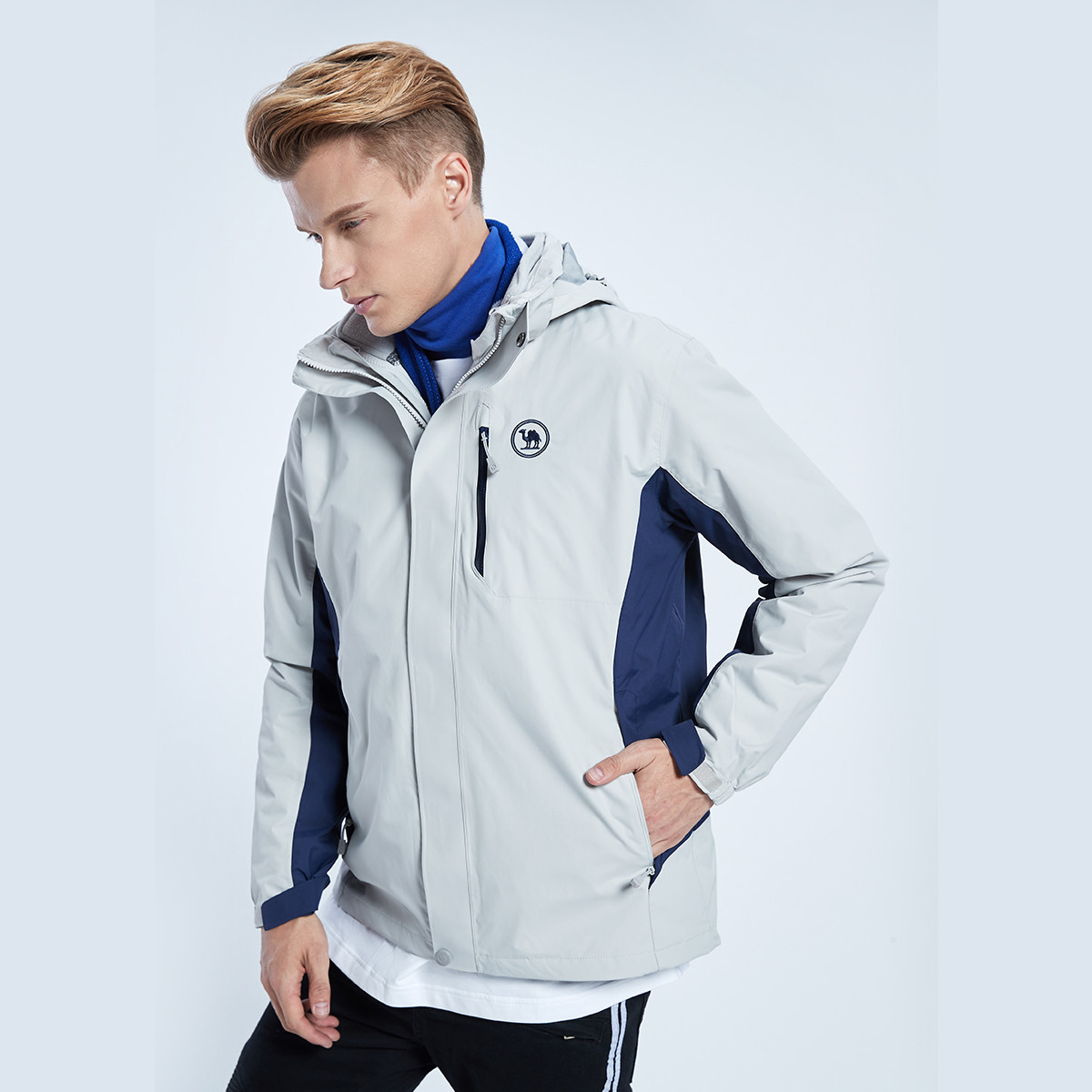 骆驼牌防风保暖 男款冲锋衣 可拆卸抓绒内胆 加厚保暖秋冬