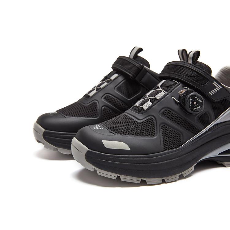 EA7 阿玛尼男装时尚透气休闲鞋