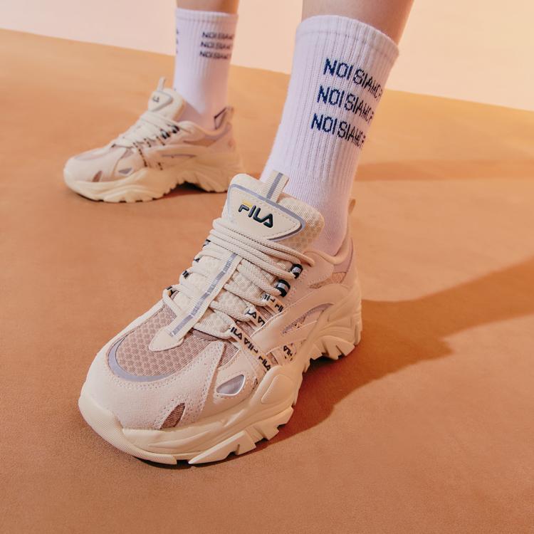 FILA 女鞋时尚运动老爹鞋女低帮潮流鱼刺百搭舒适女式时尚运动鞋