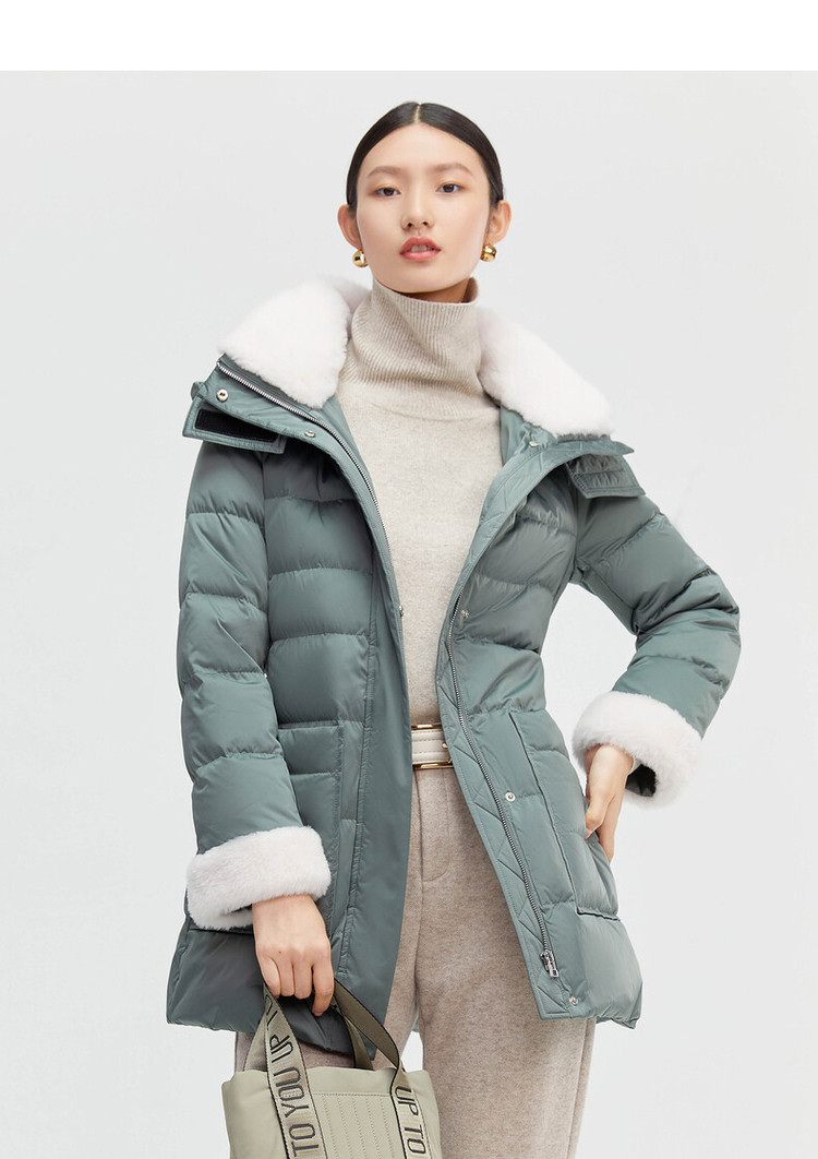 2021冬季新款annakro系列羊羔毛拼接小个子女式羽绒服