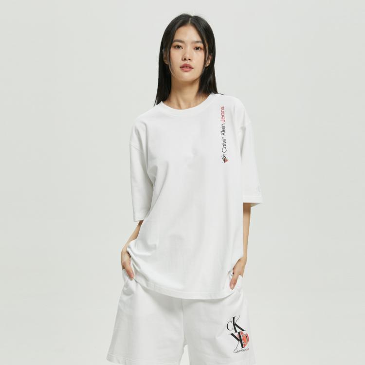 Calvin Klein 【情侣系列】ck Jeans夏季男女同款纯棉爱心印花短袖t恤j400174 In White