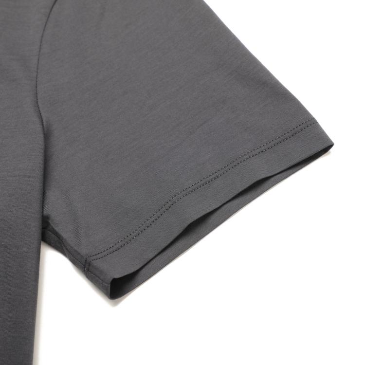 Armani Exchange 男士简约亲肤透气印花logo短袖t恤 In Gray