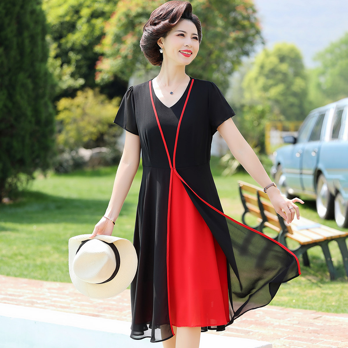 ��˿�� �ļ�ײɫʱ�м�������ʽ��������Ʈ��ѩ�Ĺ�ϥ��ȹ35Ԫ