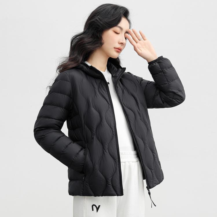 鸭鸭 轻薄羽绒服短款女连帽长袖修身显瘦防风保暖柔软舒适百搭外套